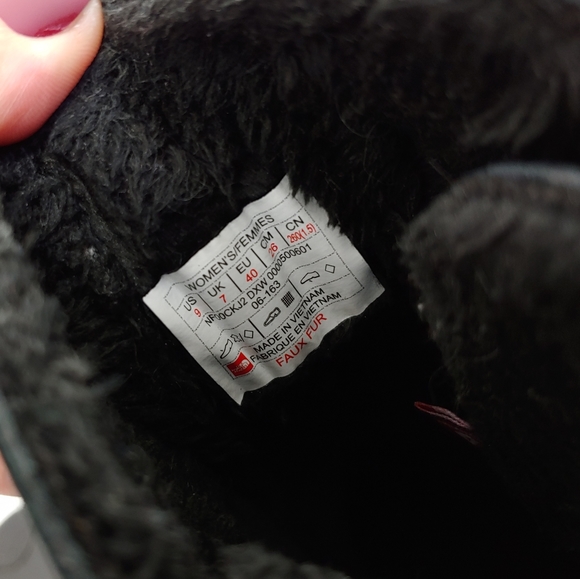 The North Face Shellista Pull-on Snow Boots - Picture 4 of 7